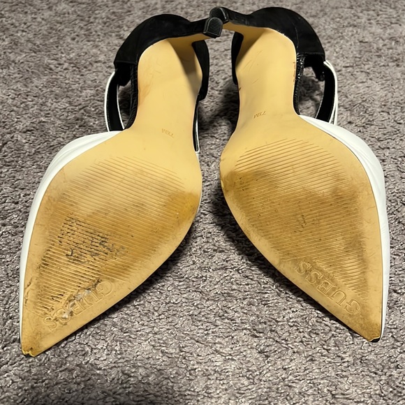 Guess ankle strap pump size 7.5 - Picture 6 of 6